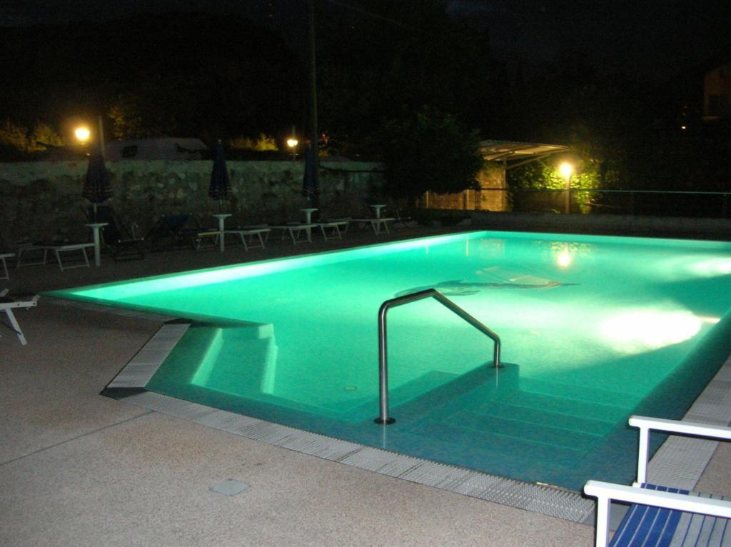 Hotel Villa Claudia Torbole Sul Garda Esterno foto
