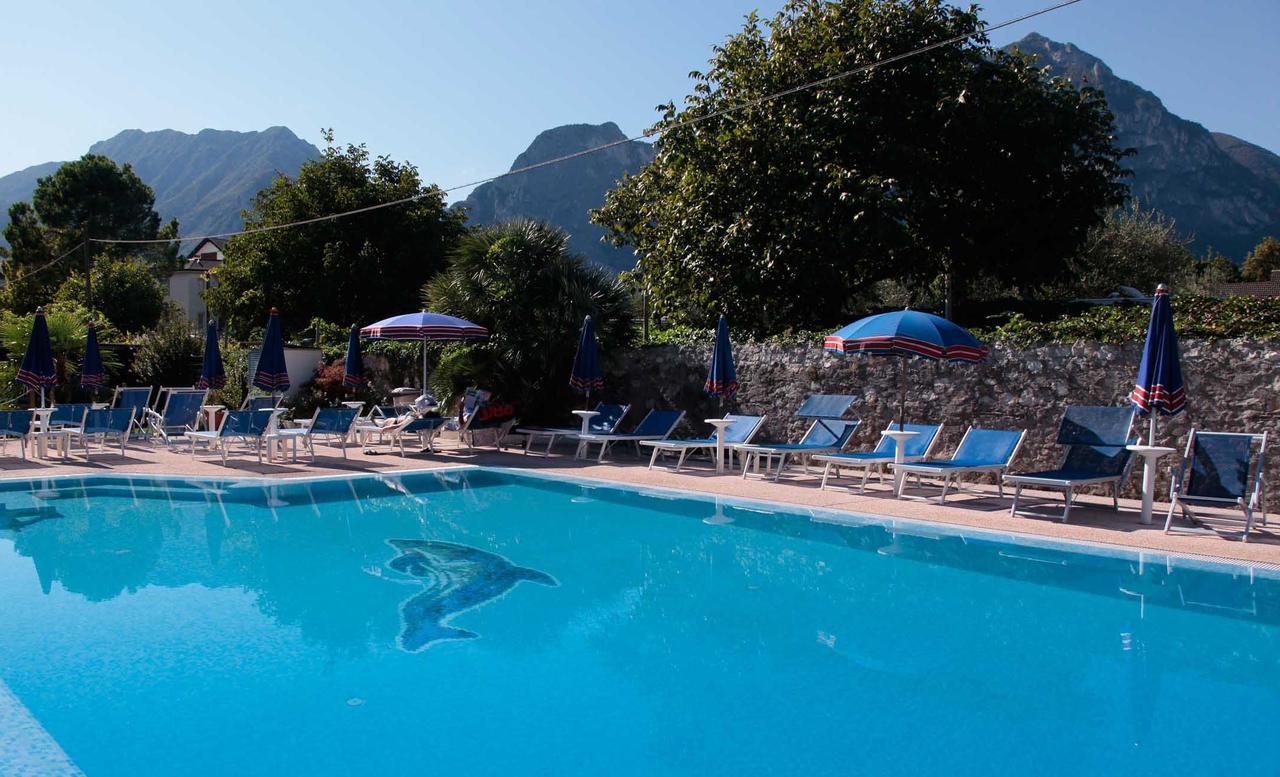 Hotel Villa Claudia Torbole Sul Garda Esterno foto